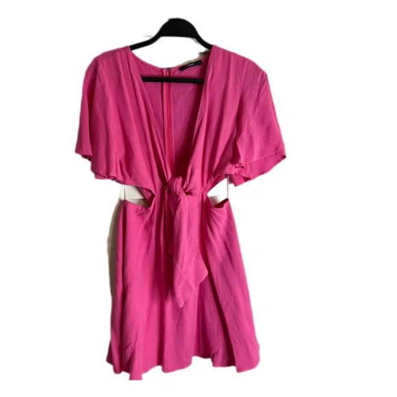 Lulus NWT Women’s SZ M Pink Cut Out Tie Front Mini Dress Short Sleeve VNeck - Picture 5 of 9